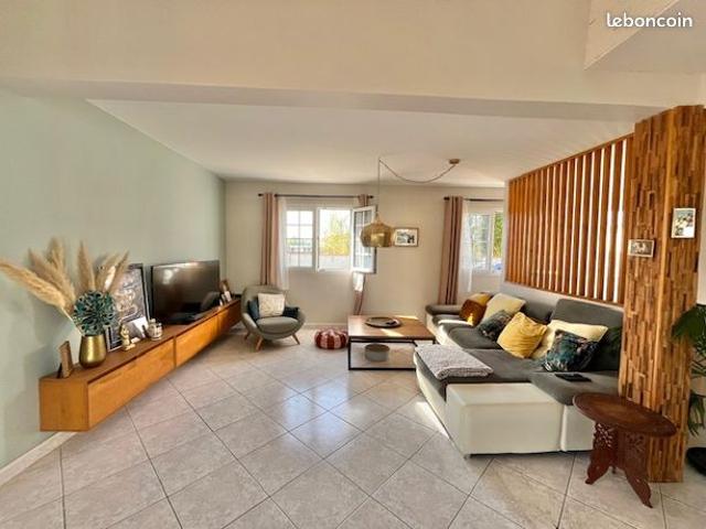 Maison 5 pièces 156 m²