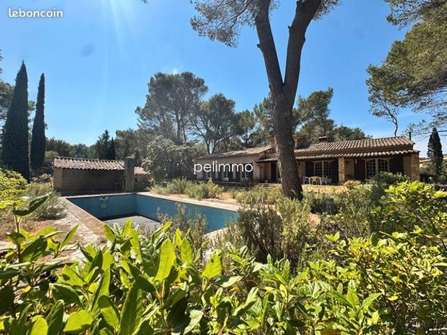 Maison 5 pièces 156 m²