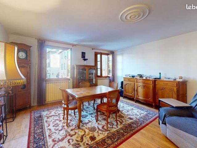 Maison 5 pièces 156 m²