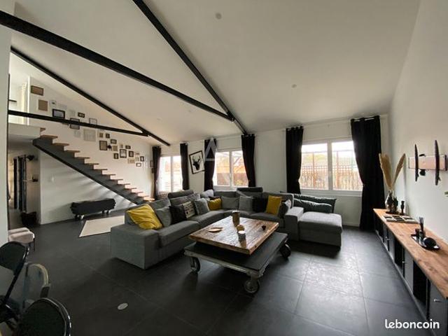 Maison 5 pièces 156 m²