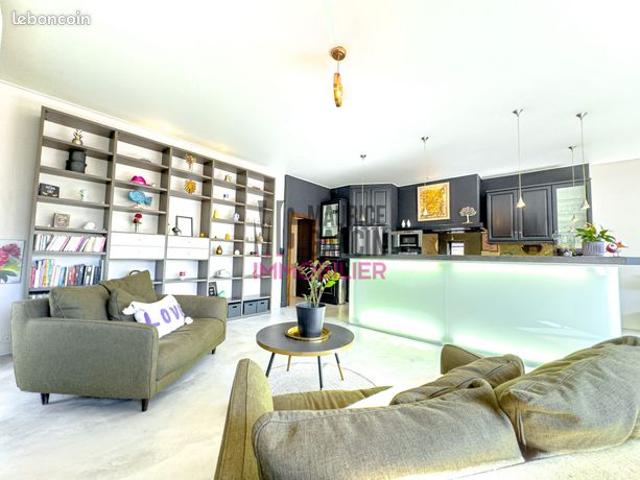 Maison 5 pièces 156 m²