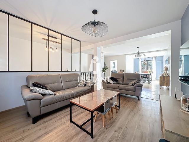 Maison 5 pièces 156 m²