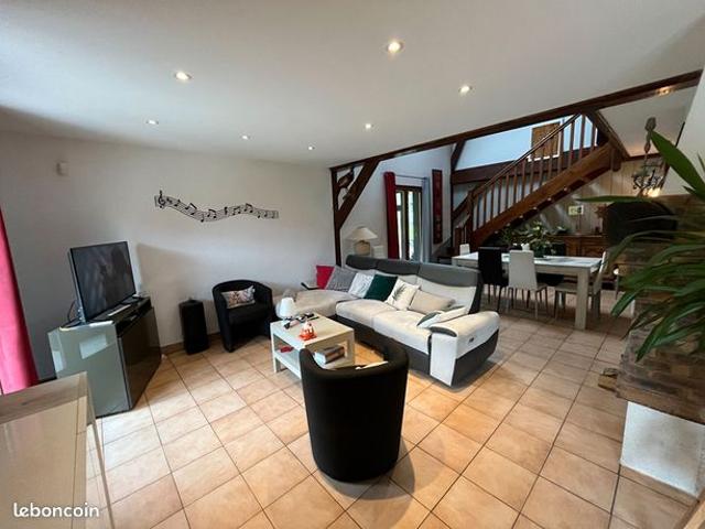 Maison 5 pièces 156 m²