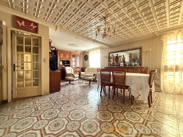 Maison 5 pièces 156 m²