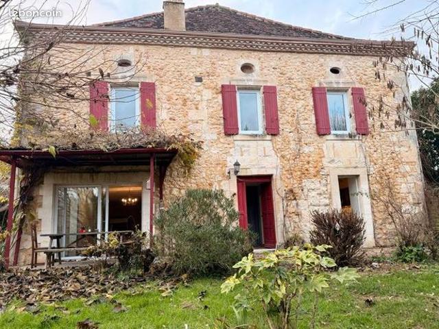 Maison 5 pièces 156 m²