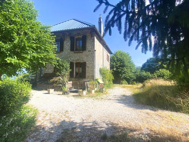 Maison 5 pièces 156 m²