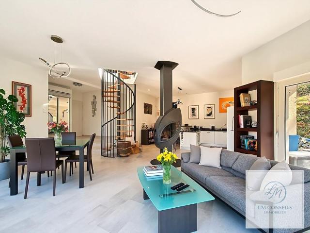 Maison 5 pièces 156 m²