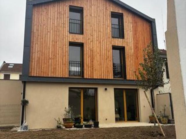 Maison 5 pièces 157 m²