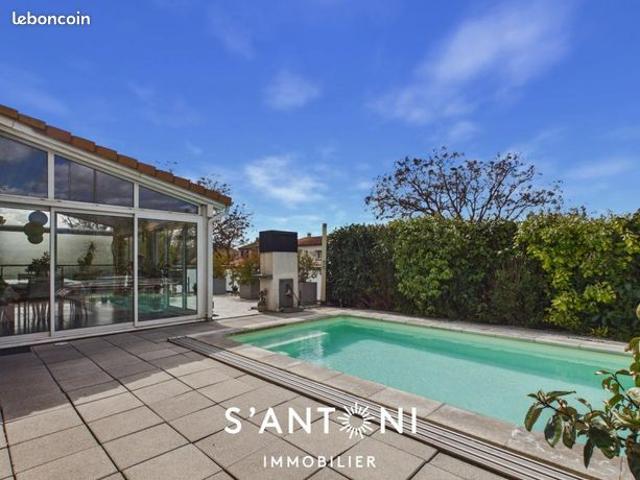 Maison 5 pièces 157 m²