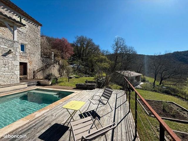 Maison 5 pièces 157 m²
