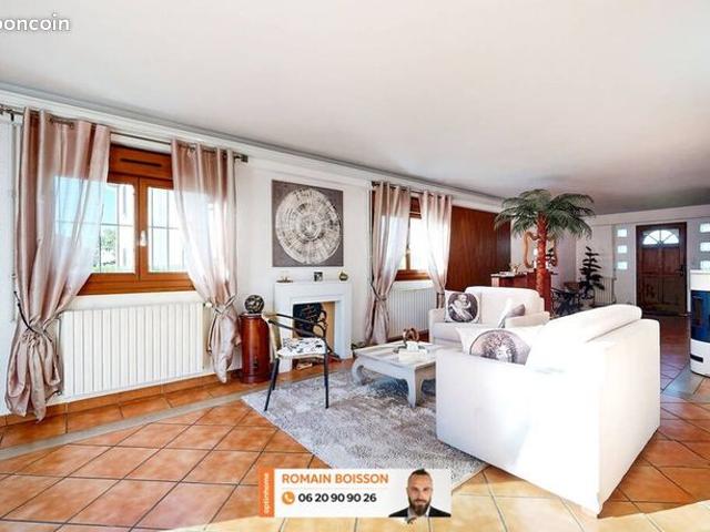 Maison 5 pièces 157 m²