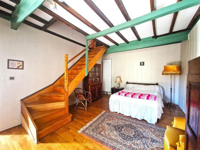 Maison 5 pièces 157 m²