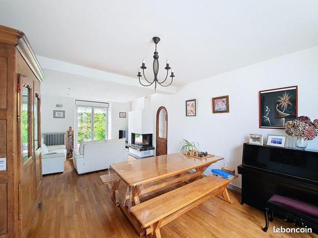 Maison 5 pièces 157 m²