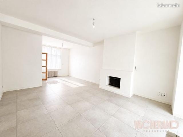 Maison 5 pièces 157 m²