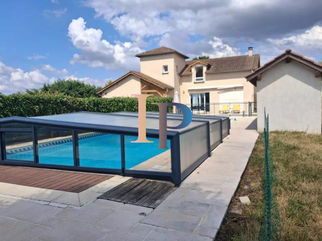 Maison 5 pièces 157 m²