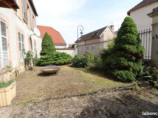 Maison 5 pièces 157 m²