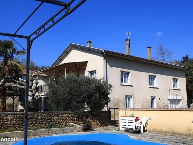 Maison 5 pièces 157 m²
