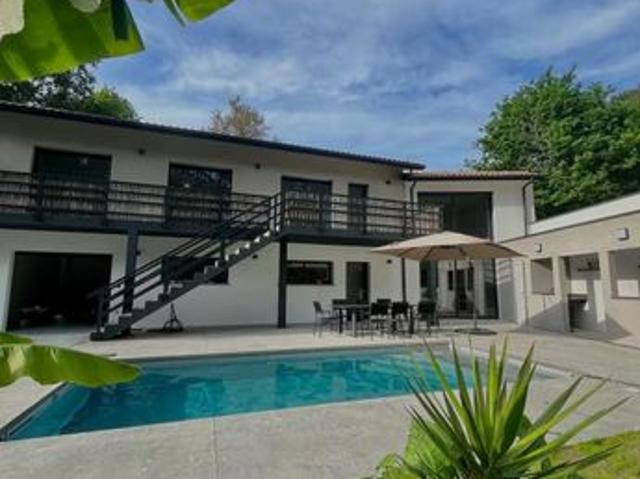 Maison 5 pièces 157 m²