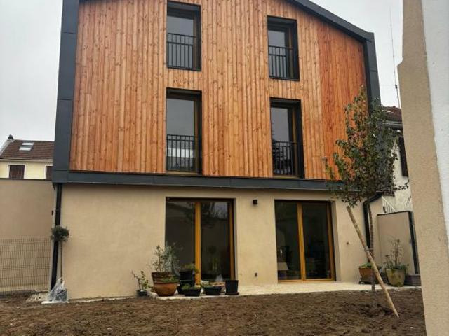 Maison 5 pièces 157 m²