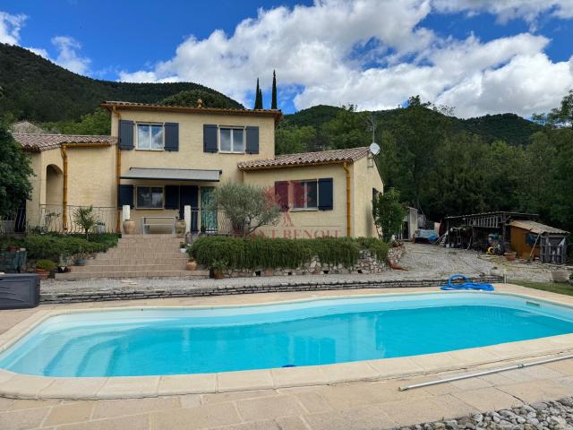 Maison 5 pièces 157 m²