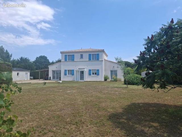 Maison 5 pièces 157 m²