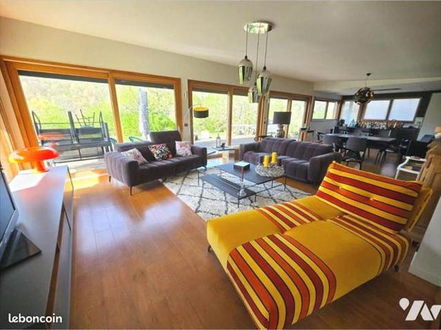 Maison 5 pièces 157 m²