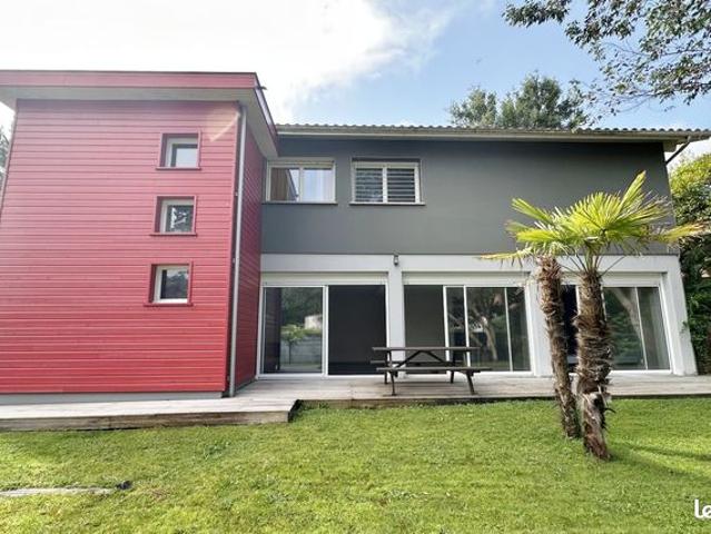 Maison 5 pièces 157 m²
