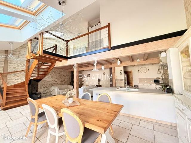 Maison 5 pièces 157 m²