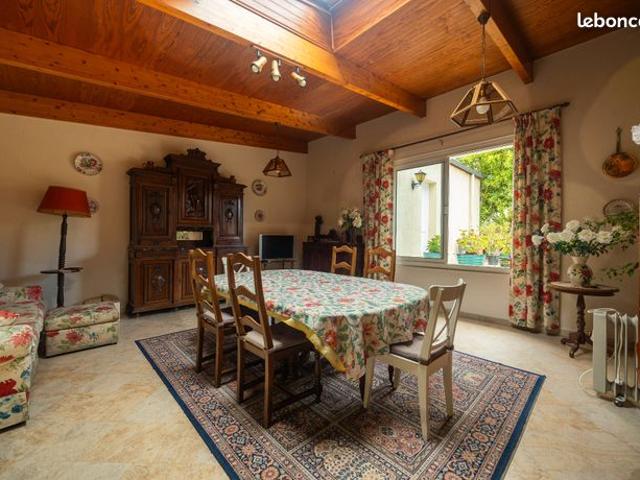 Maison 5 pièces 157 m²