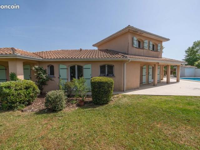 Maison 5 pièces 157 m²