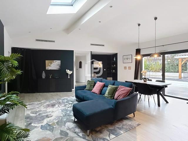 Maison 5 pièces 157 m²
