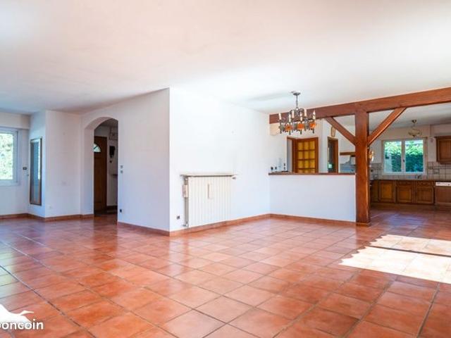 Maison 5 pièces 157 m²