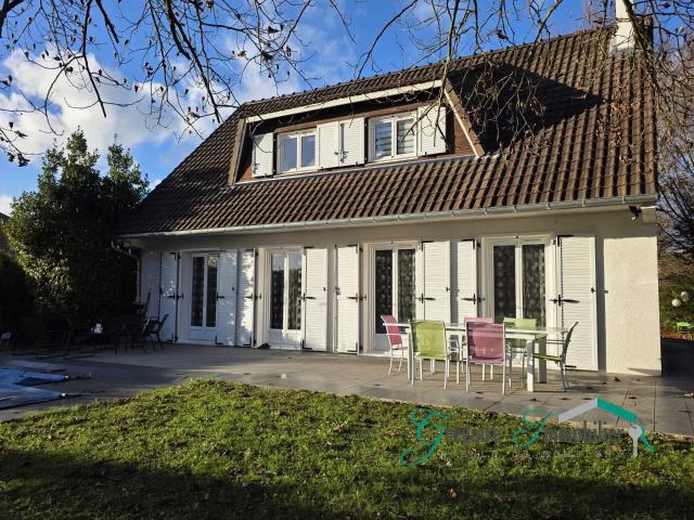 Maison 5 pièces 158 m²