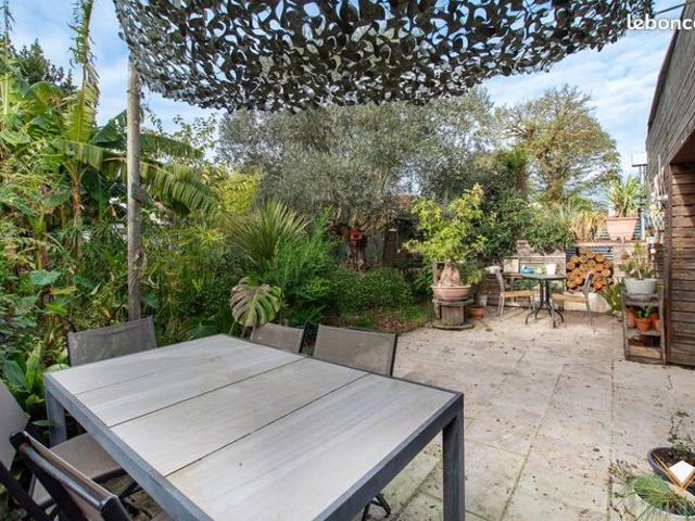 Maison 5 pièces 158 m²