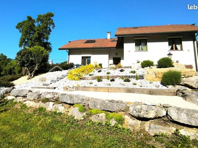 Maison 5 pièces 158 m²
