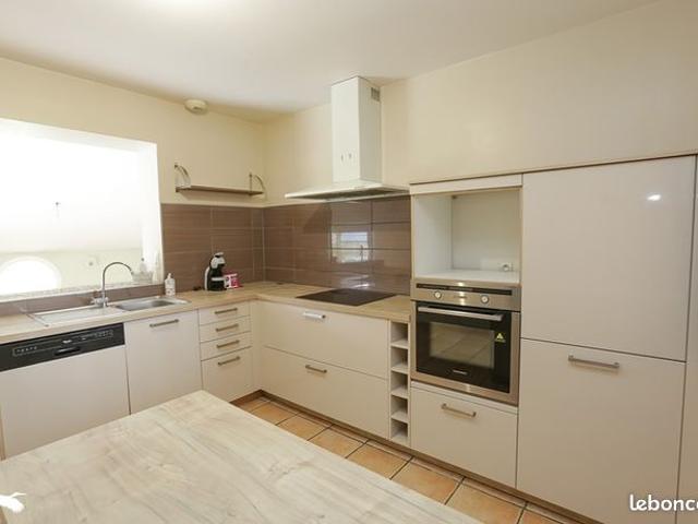 Maison 5 pièces 158 m²