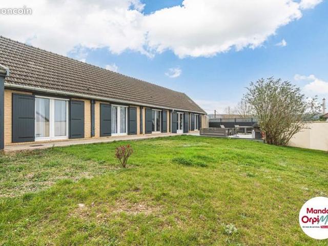 Maison 5 pièces 158 m²
