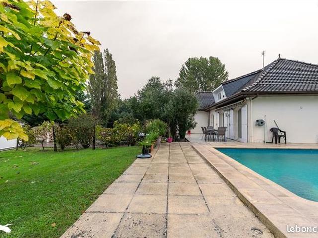 Maison 5 pièces 158 m²