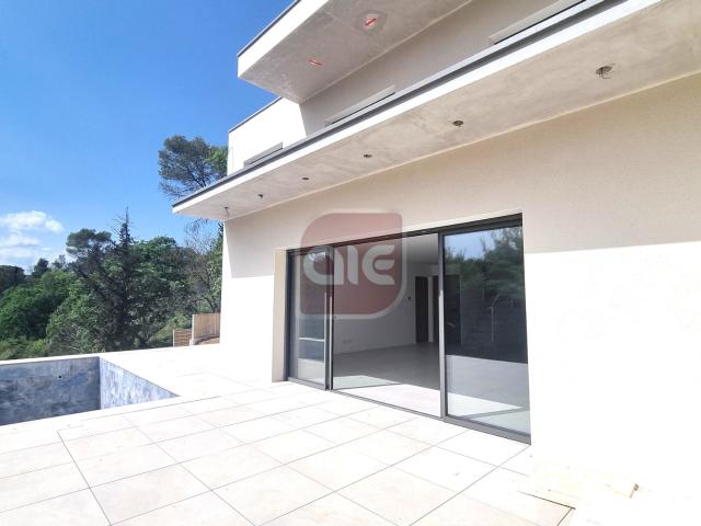 Maison 5 pièces 153 m²