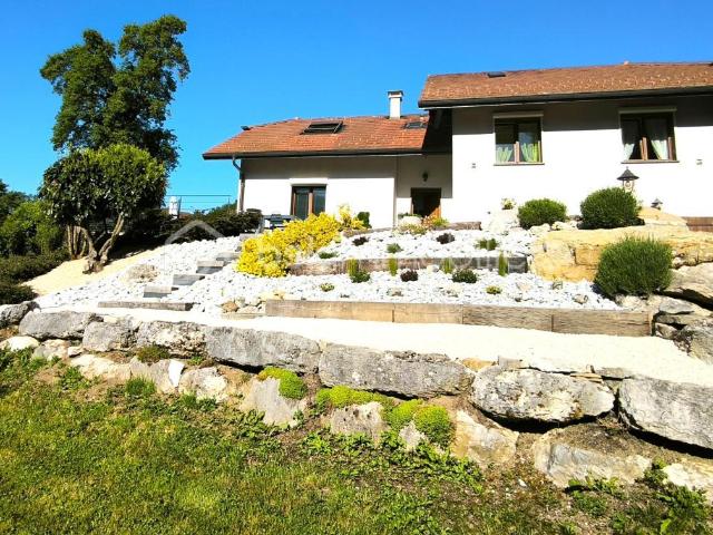 Maison 5 pièces 158 m²
