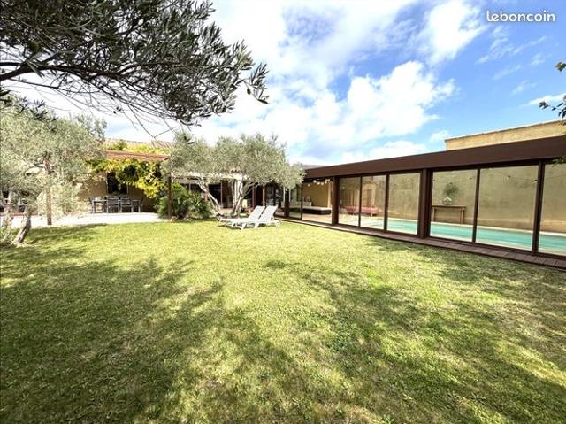 Maison 5 pièces 158 m²
