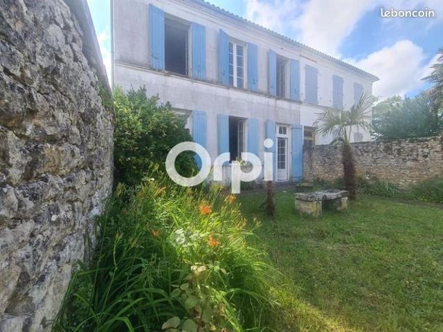 Maison 5 pièces 158 m²