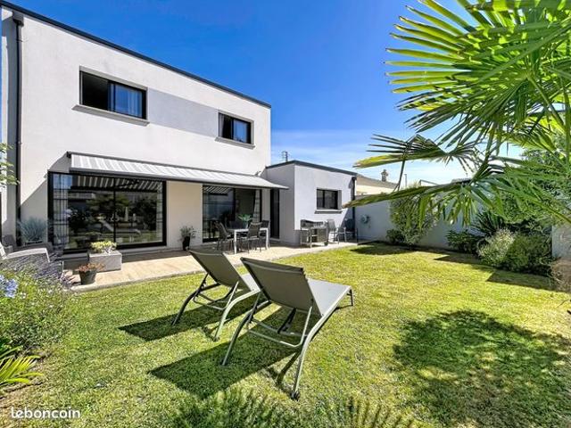 Maison 5 pièces 158 m²