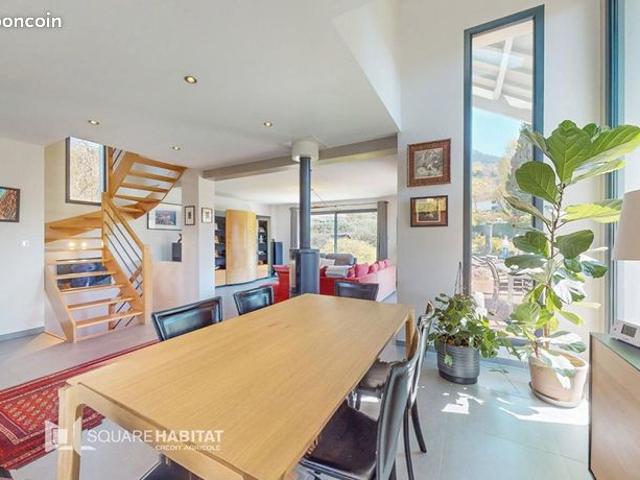 Maison 5 pièces 159 m²