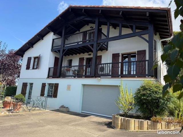 Maison 5 pièces 159 m²