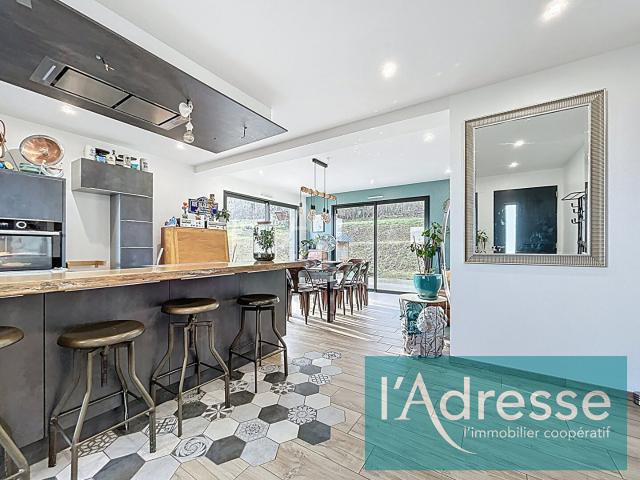Maison 5 pièces 159 m²