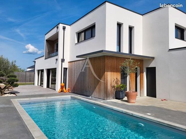 Maison 5 pièces 159 m²