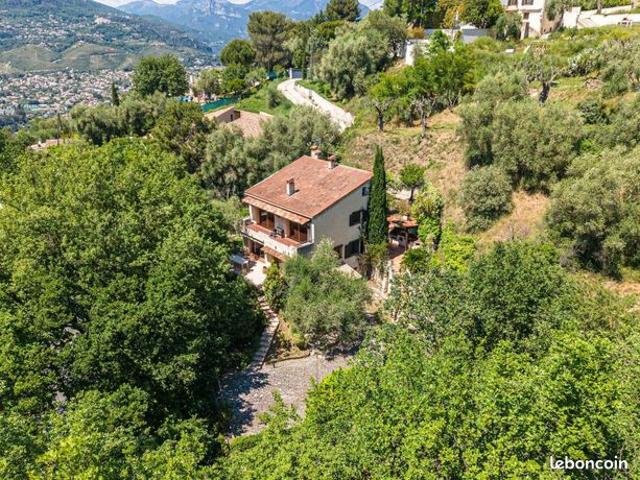 Maison 5 pièces 159 m²