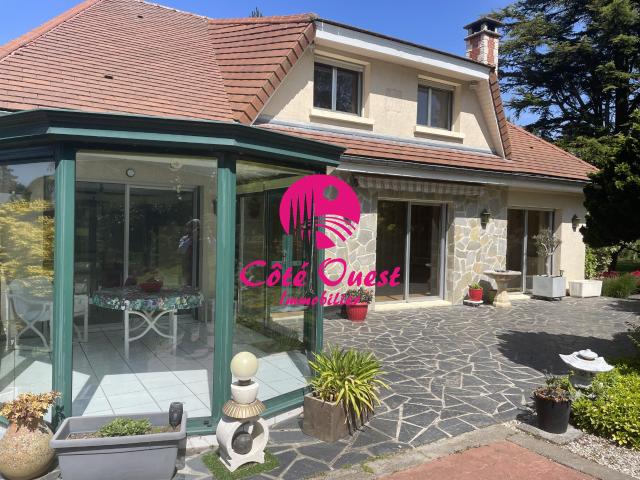 Maison 5 pièces 159 m²