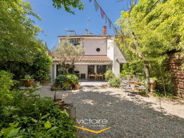 Maison 5 pièces 159 m²